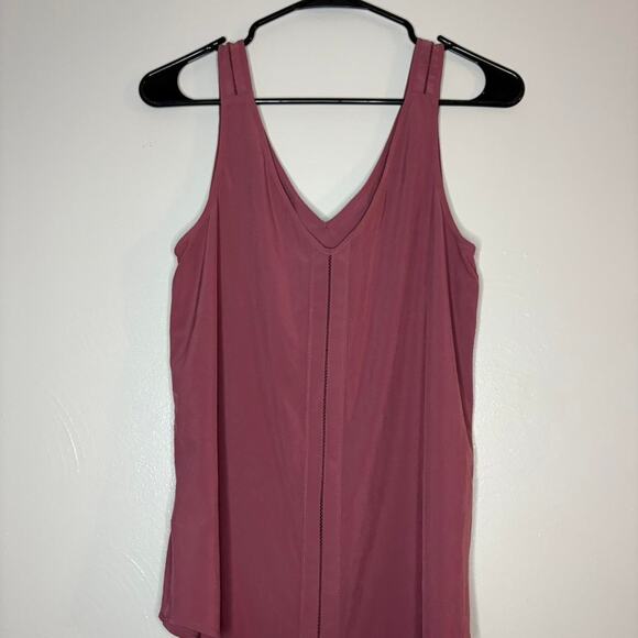 Athleta voyager tank crushed berry athletic top | Workout - Picture 3 of 8